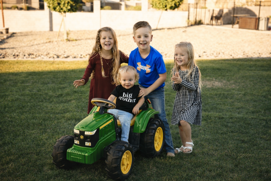 The Osborn children Truett, Rylann, Addi and Everett